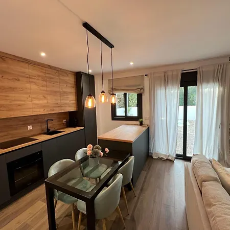 Apartment Hh7 House *